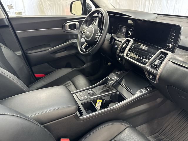Used 2023 Kia Sorento S w/ Panoramic Sunroof Package image 29