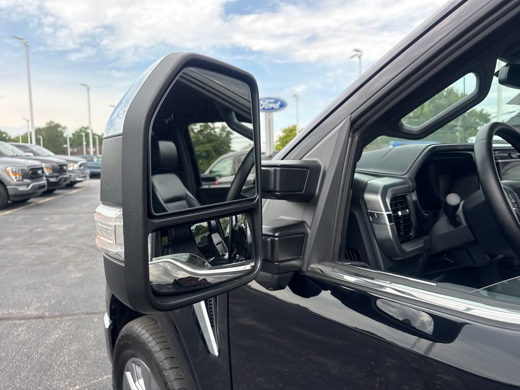 Used 2025 Ford F150 Lariat w/ Equipment Group 502A High AWD/4WD image 27