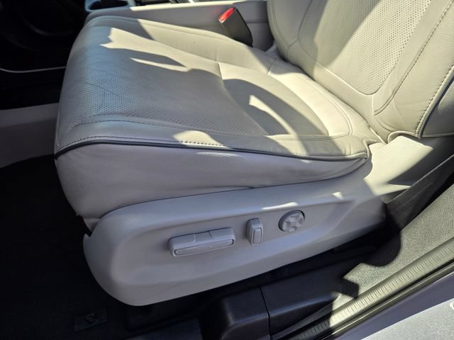 Used 2021 Honda Odyssey Elite image 14