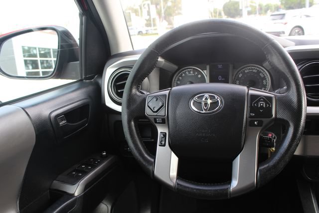 Used 2016 Toyota Tacoma SR5 w/ SR5 Appearance Package (SN) RWD image 48