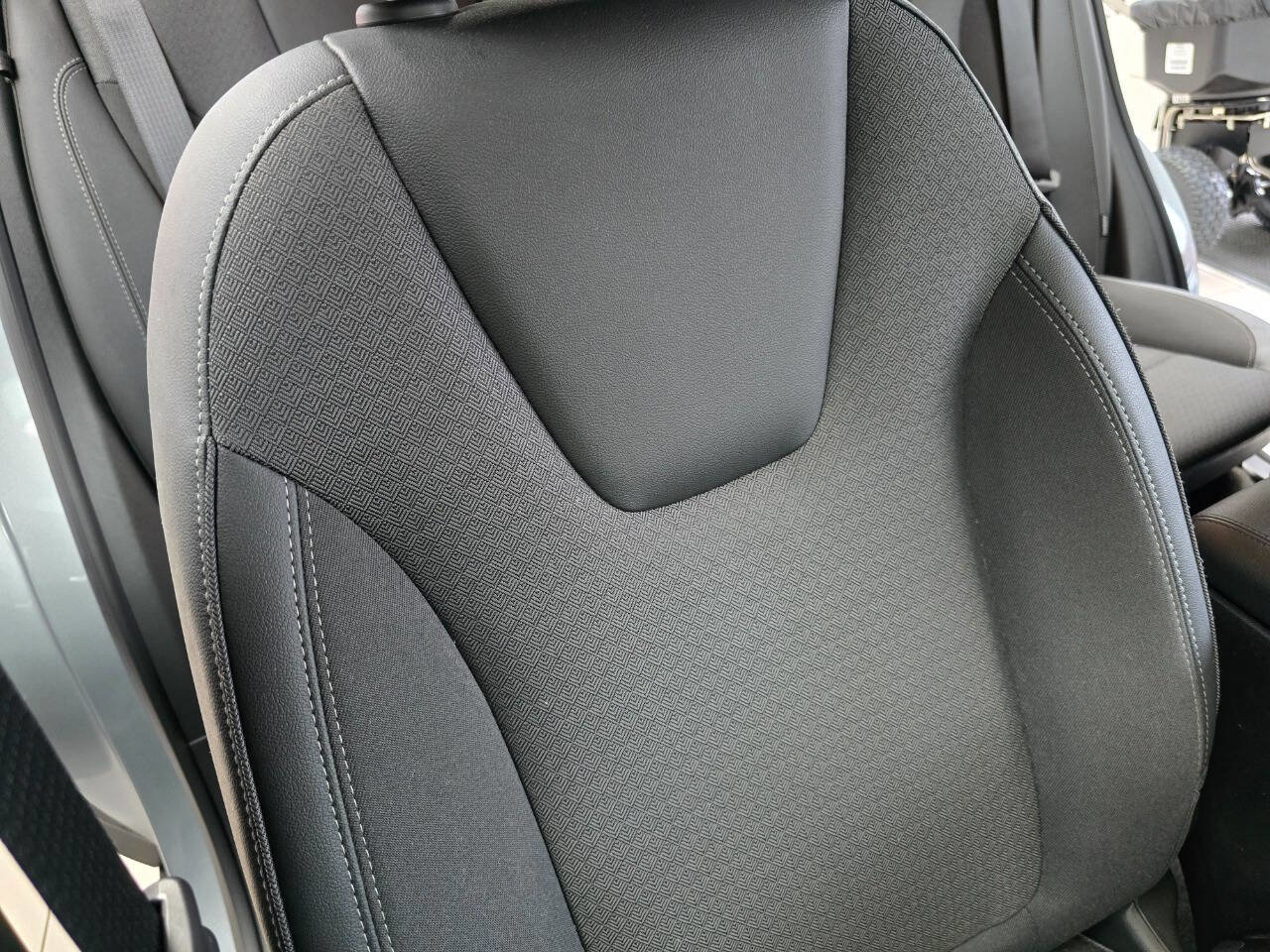 Used 2023 Buick Encore GX Select w/ Safety Package II image 26