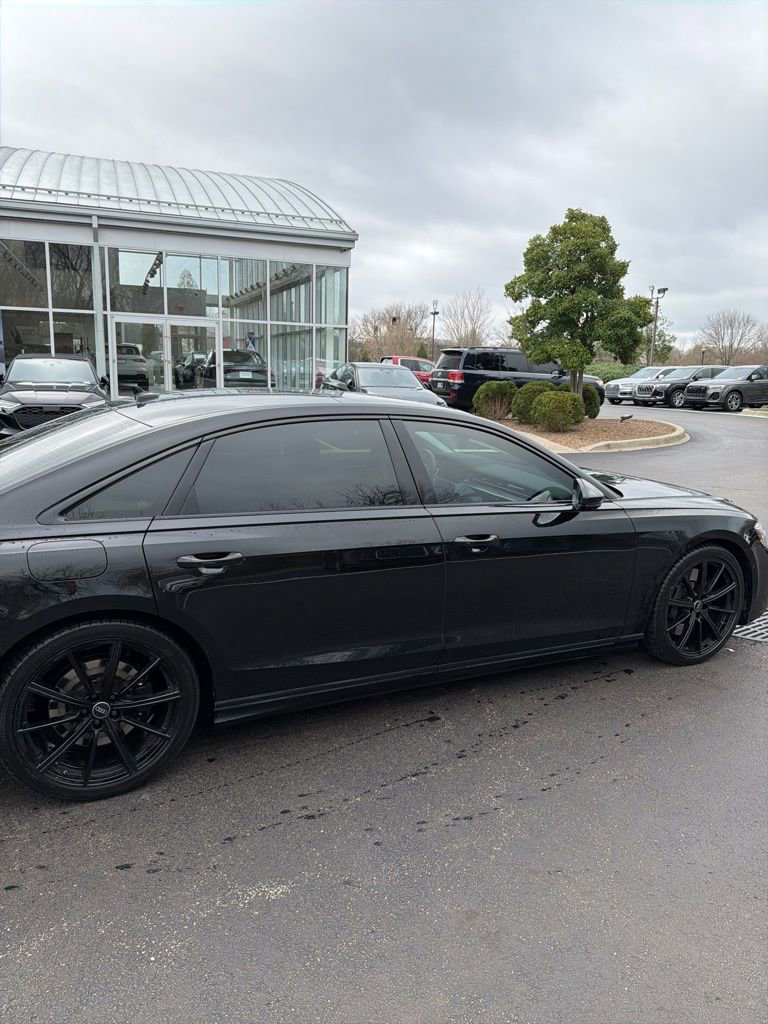 Certified 2022 Audi S8 image 6