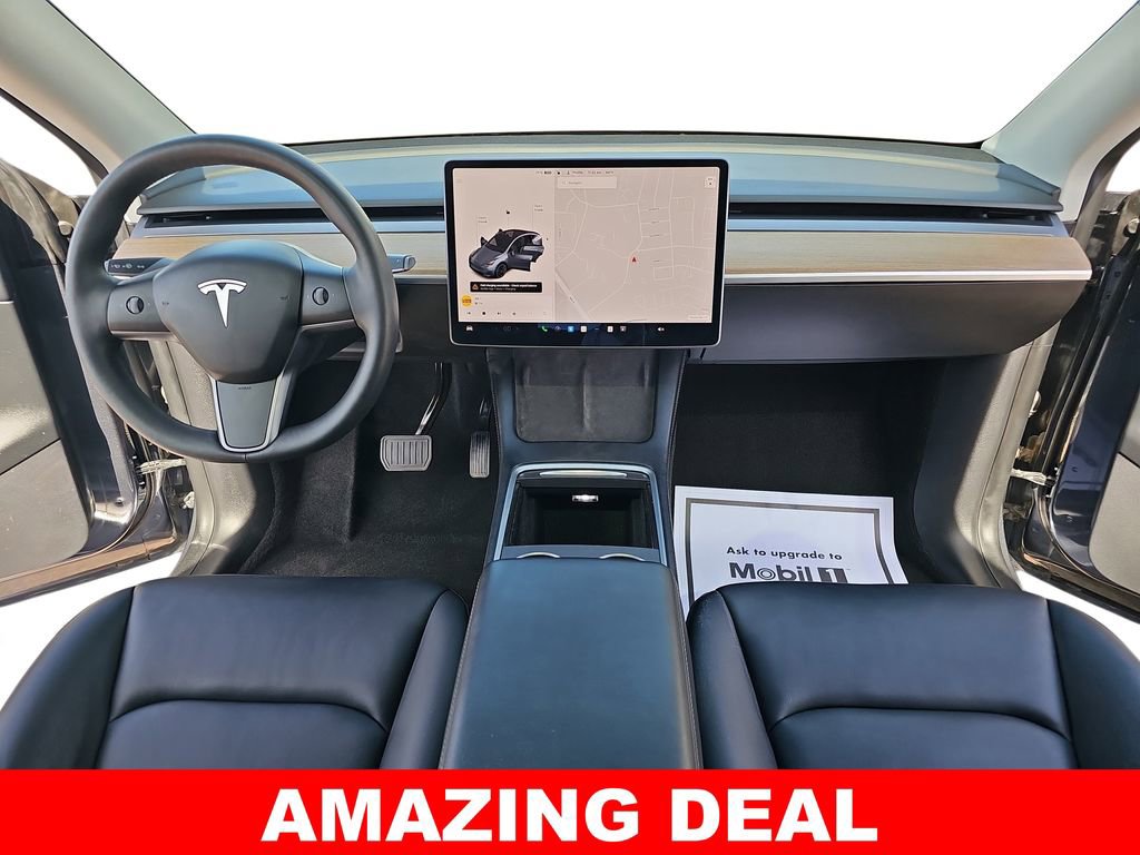 Used 2022 Tesla Model Y Long Range image 9
