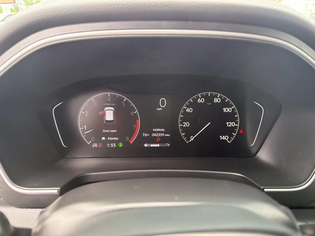 Used 2024 Honda Pilot Touring image 23