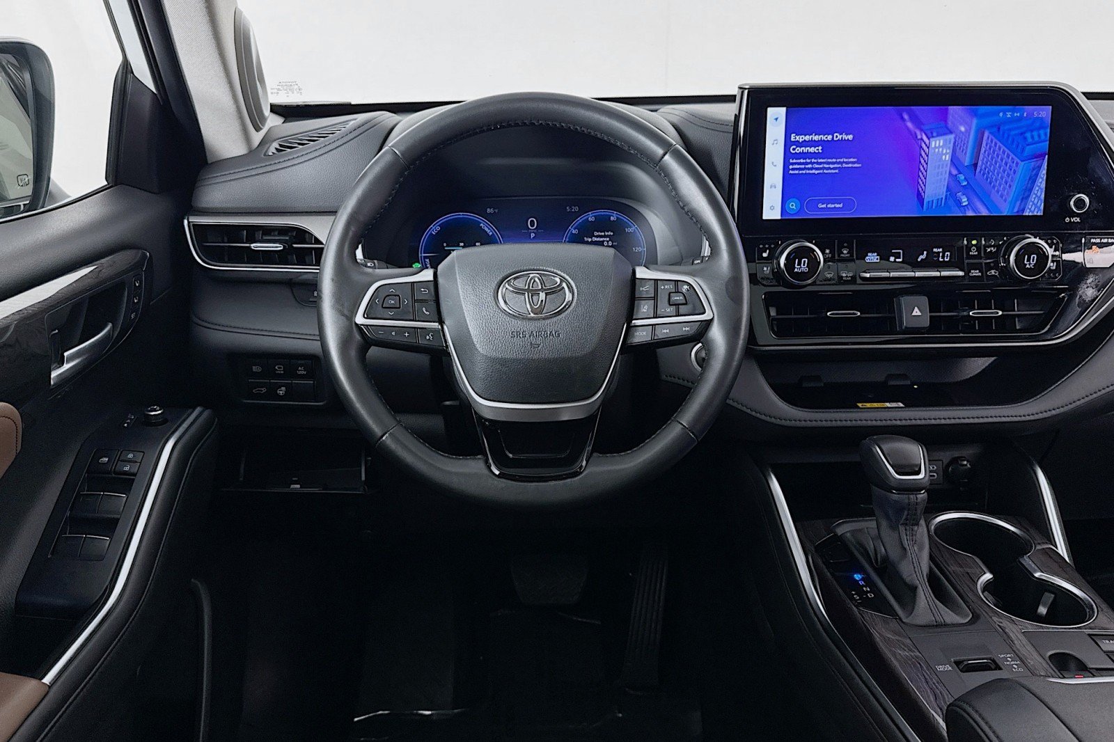 Used 2025 Toyota Highlander Limited AWD/4WD image 5