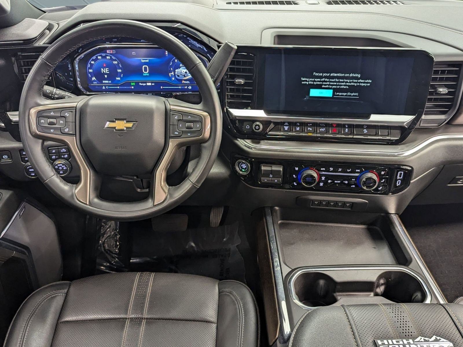 Used 2024 Chevrolet Silverado 2500 High Country w/ High Country Premium Package image 23