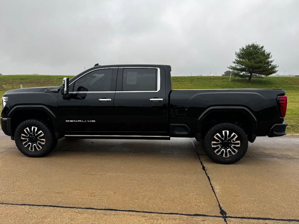 Used 2024 GMC Sierra 2500 Denali Ultimate w/ Max Trailering Package AWD/4WD image 12