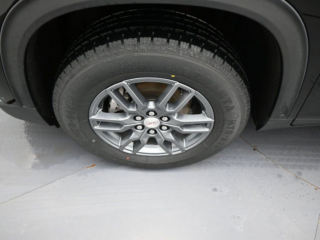 Used 2025 GMC Acadia Elevation AWD/4WD image 8