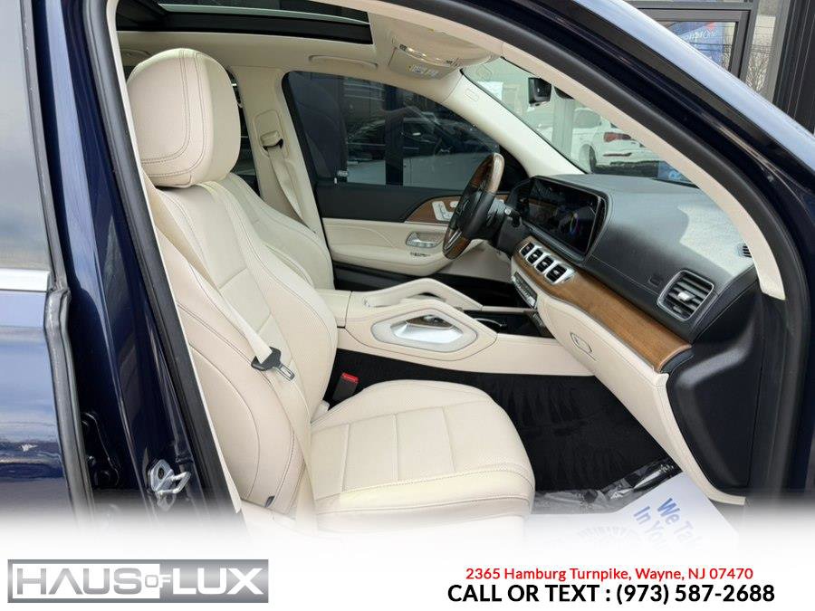 Used 2021 Mercedes-Benz GLE 350 4MATIC w/ AMG Line Exterior image 20