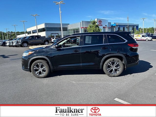 Certified 2018 Toyota Highlander Plus AWD/4WD image 16