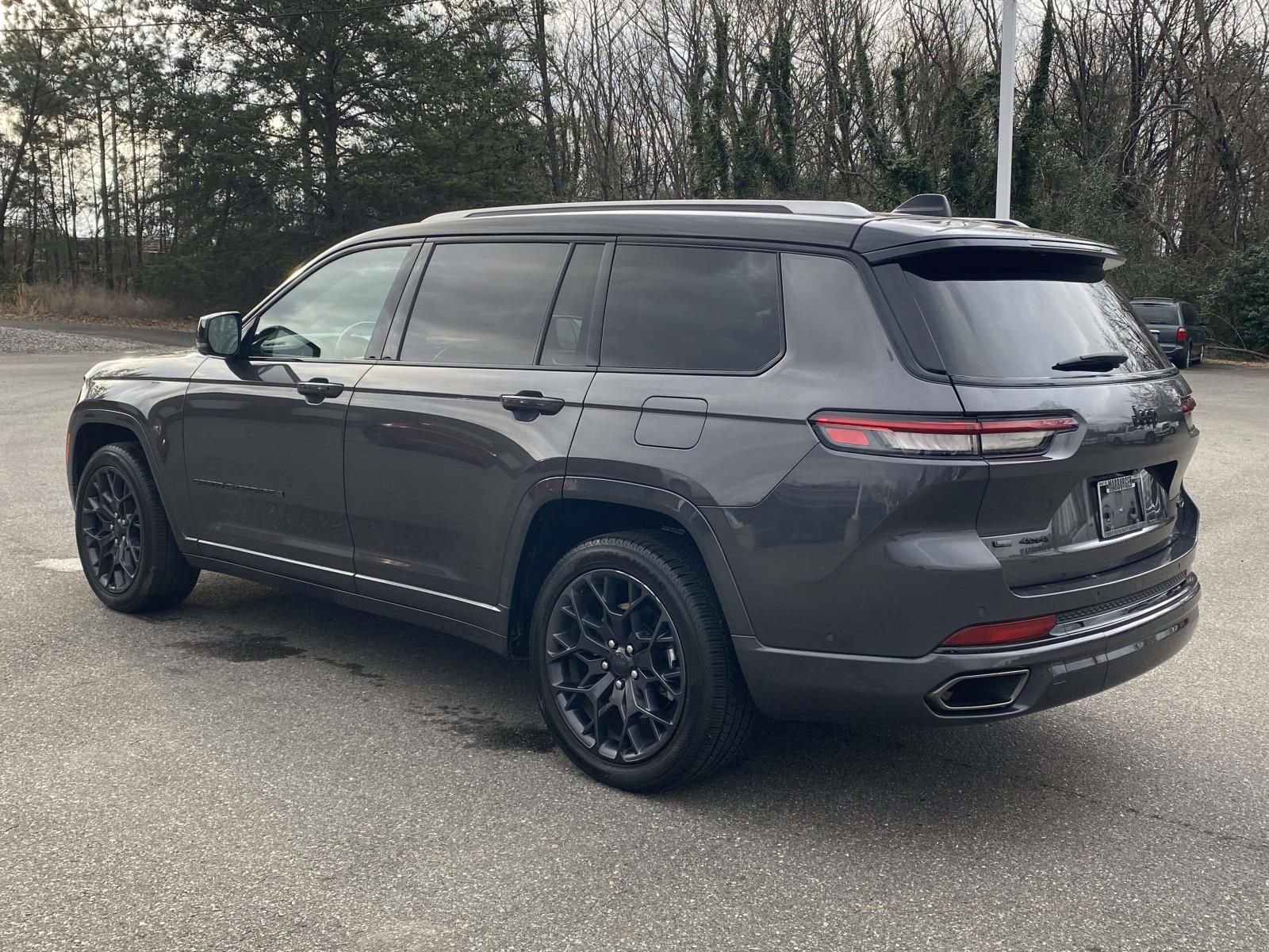 Used 2023 Jeep Grand Cherokee L Summit w/ High Altitude Package image 5