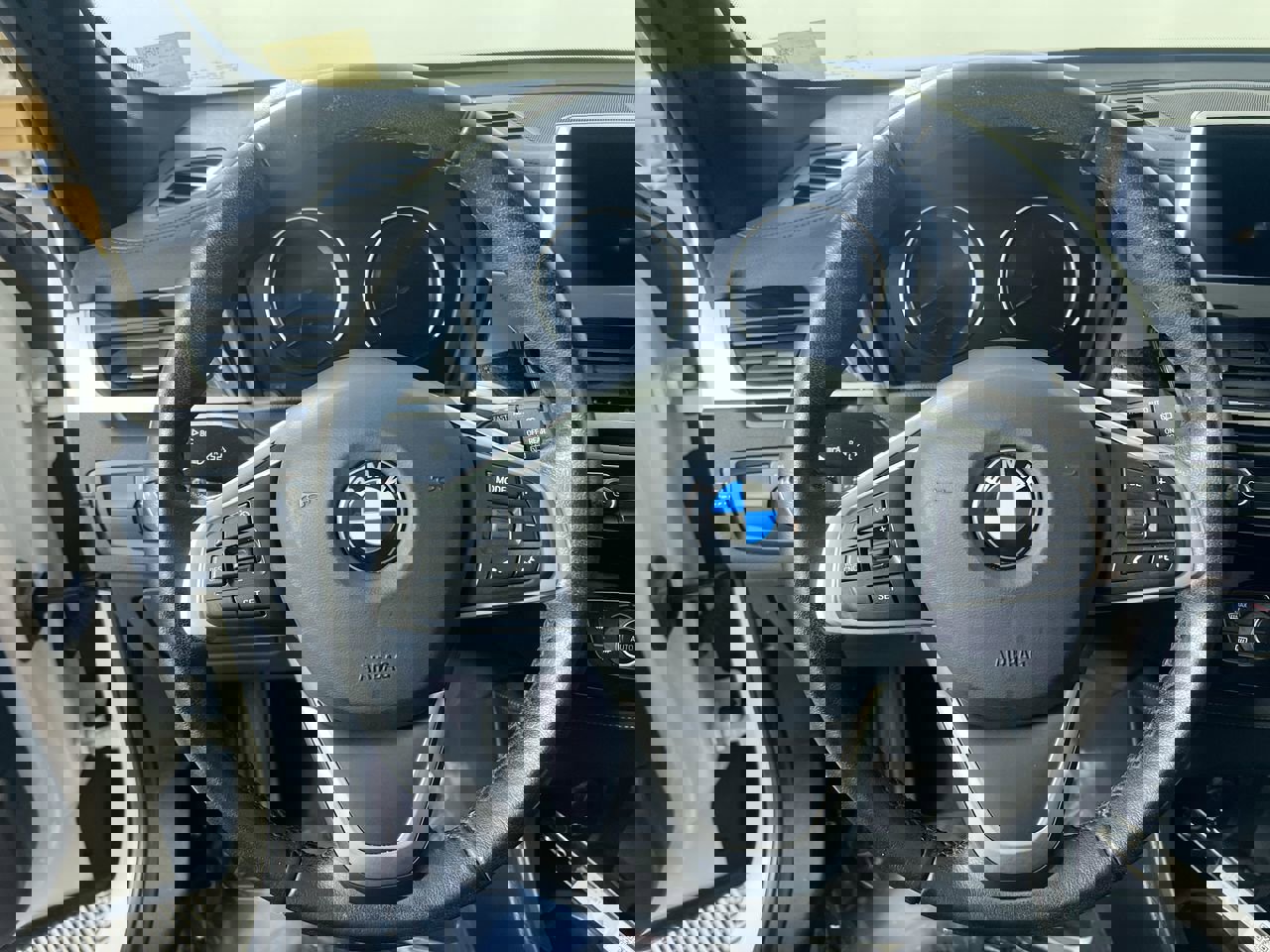 Used 2021 BMW X1 sDrive28i w/ Convenience Package image 17