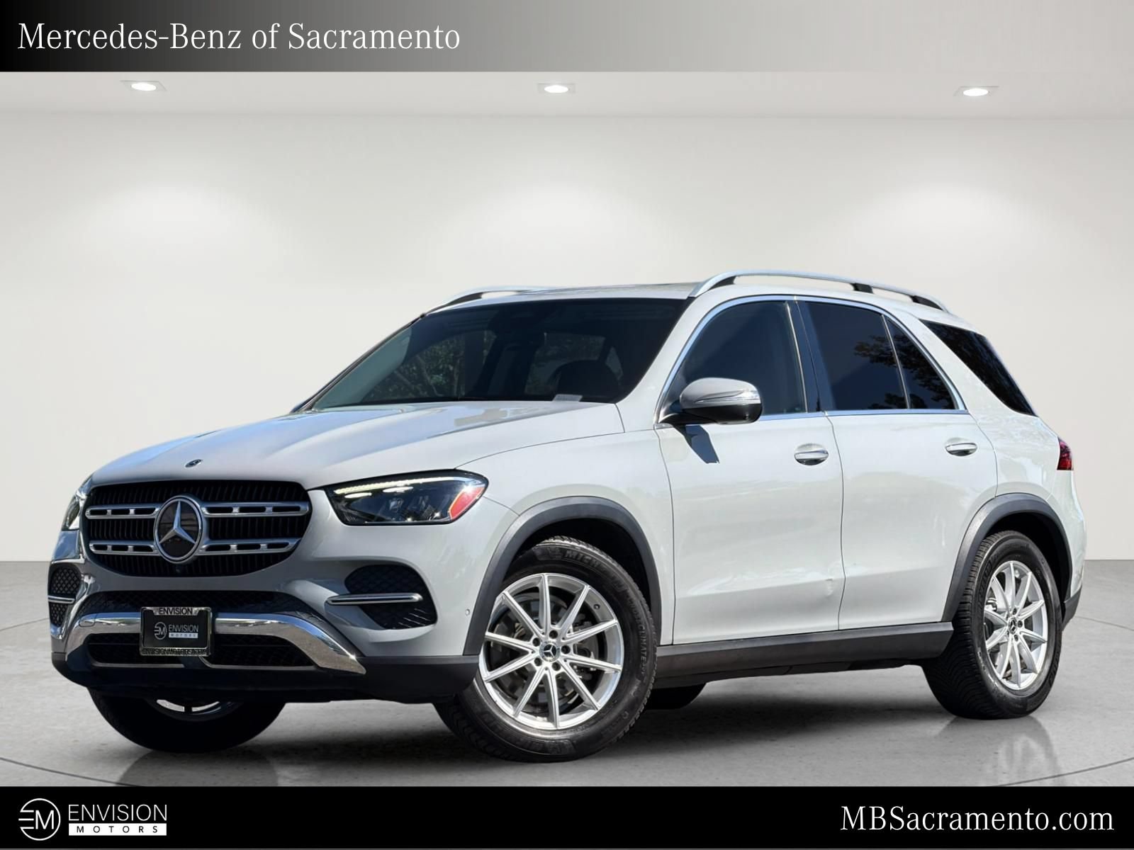 Used 2024 Mercedes-Benz GLE 350 4MATIC image 1