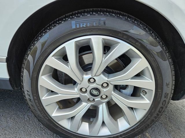 Used 2019 Land Rover Range Rover HSE AWD/4WD image 22