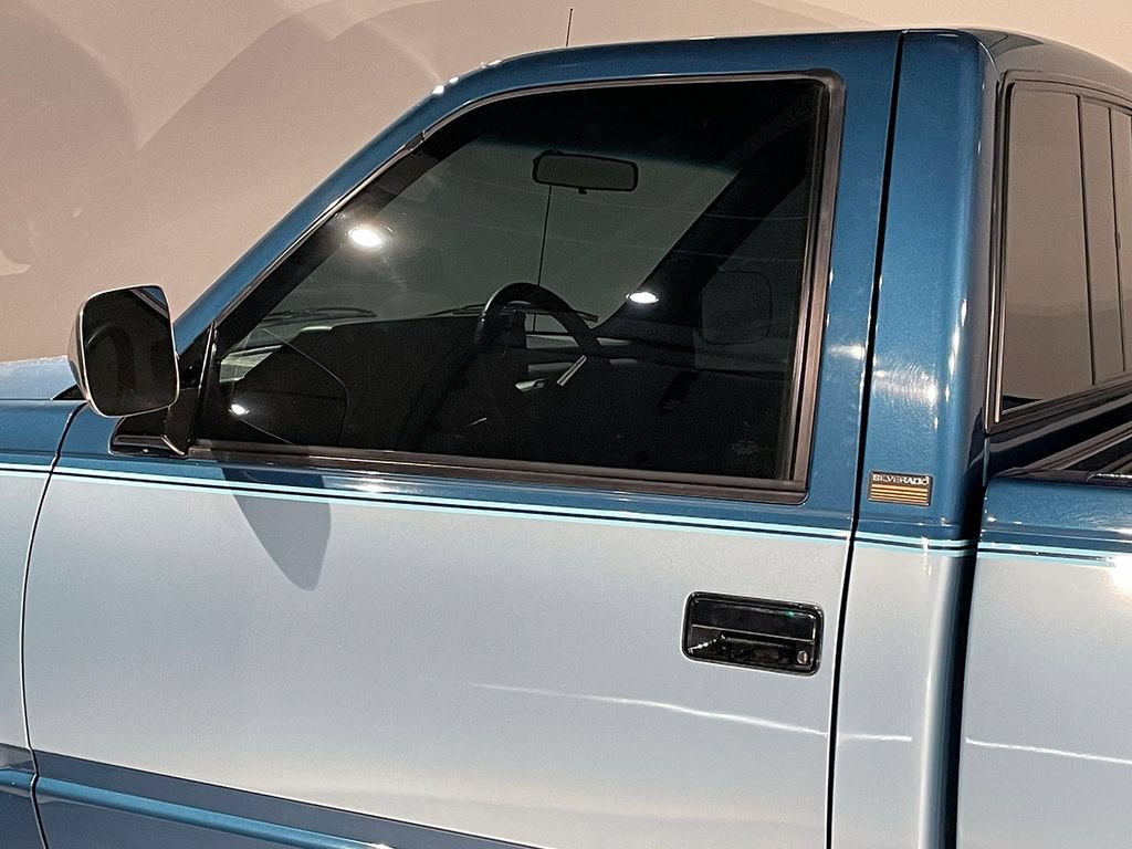 Used 1992 Chevrolet Silverado 1500 2WD Regular Cab image 17