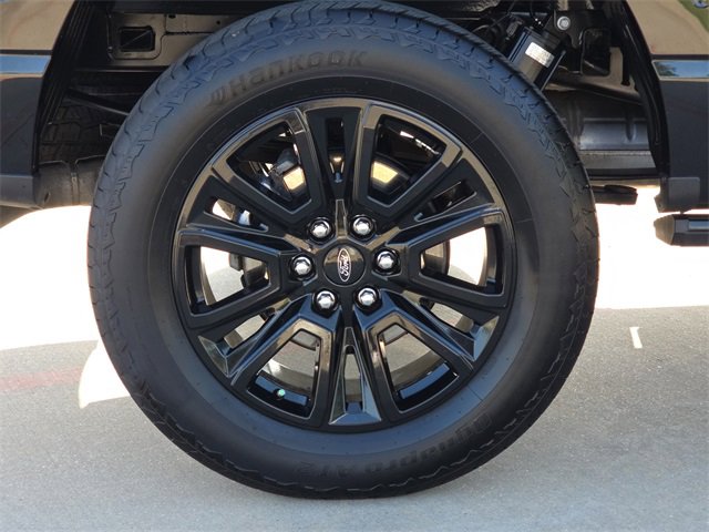 Used 2024 Ford F150 Platinum image 9