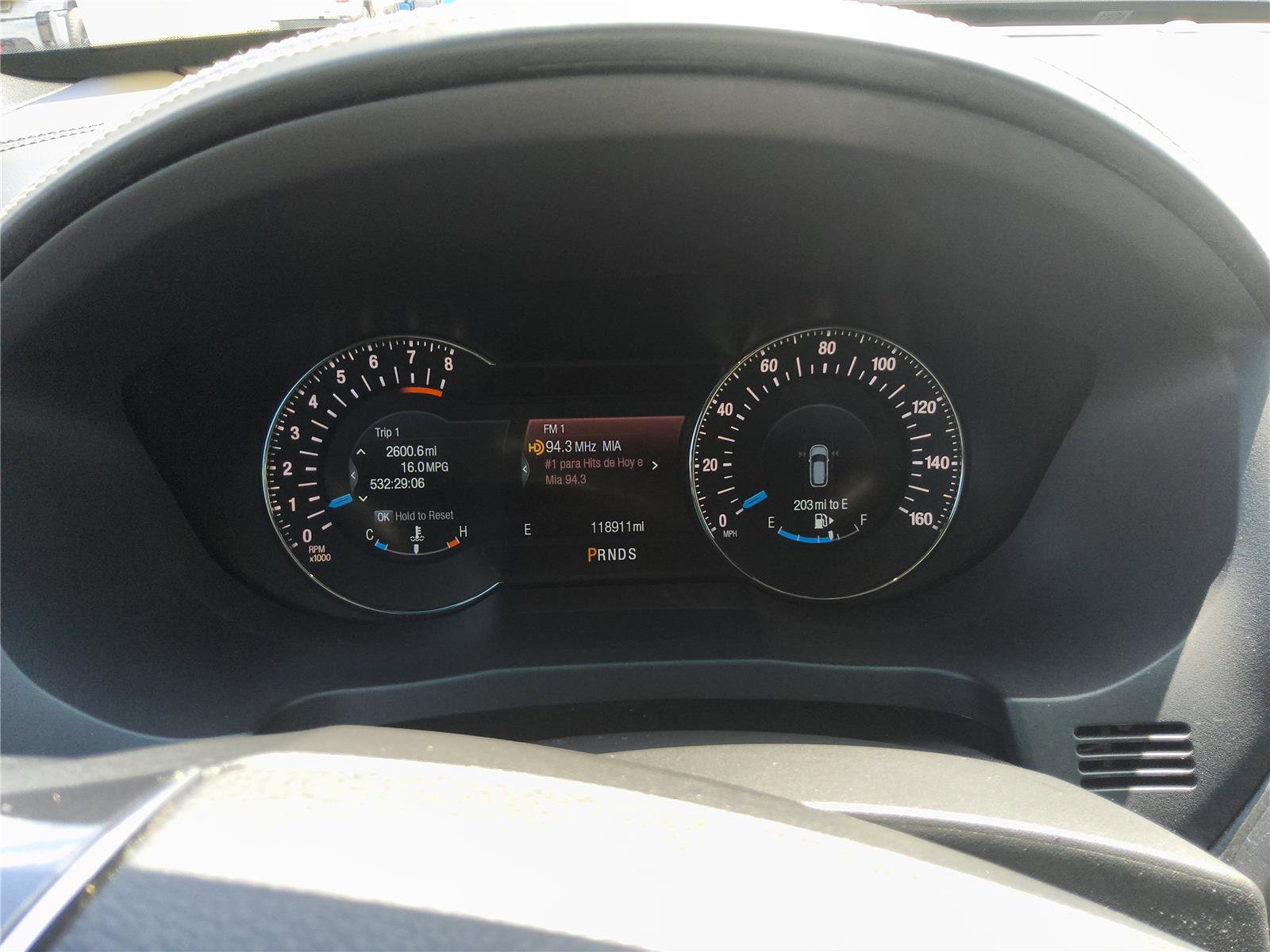 Used 2017 Ford Explorer Platinum image 32