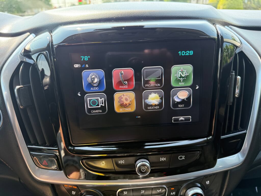 Used 2019 Chevrolet Traverse Premier AWD/4WD image 17