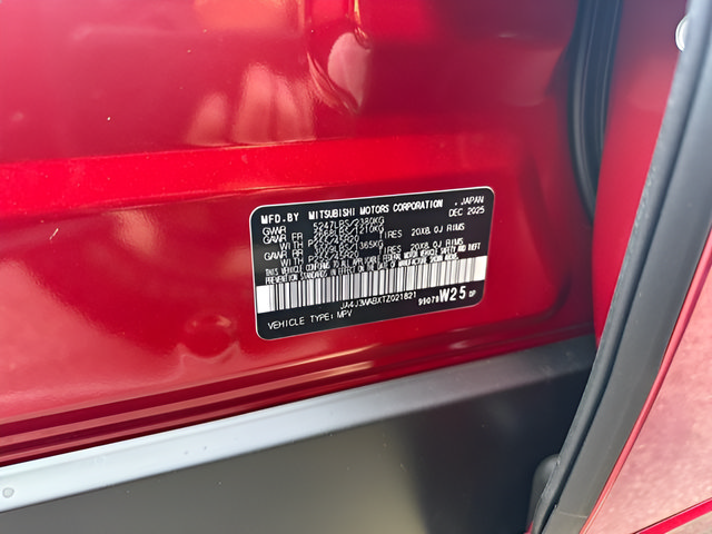 New 2026 Mitsubishi Outlander SEL FWD image 35