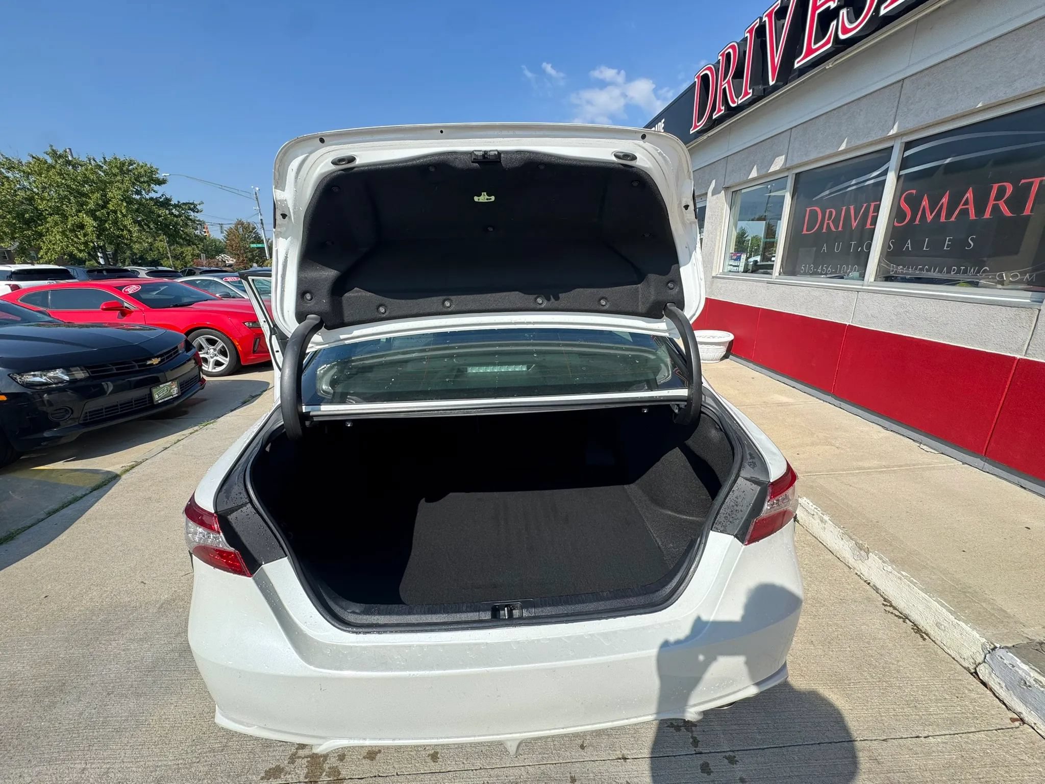 Used 2020 Toyota Camry XSE w/ Navigation Package FWD image 12