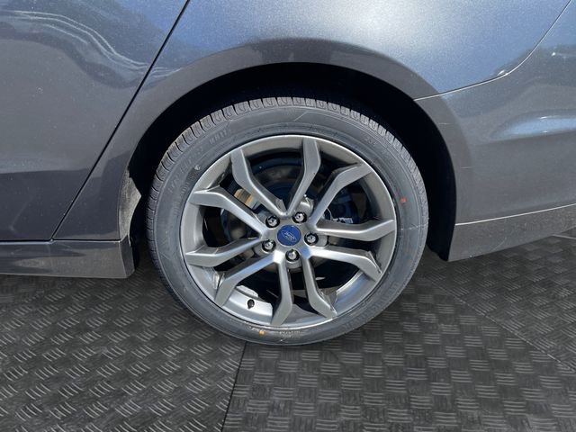 Used 2017 Ford Fusion SE w/ Equipment Group 201A image 33