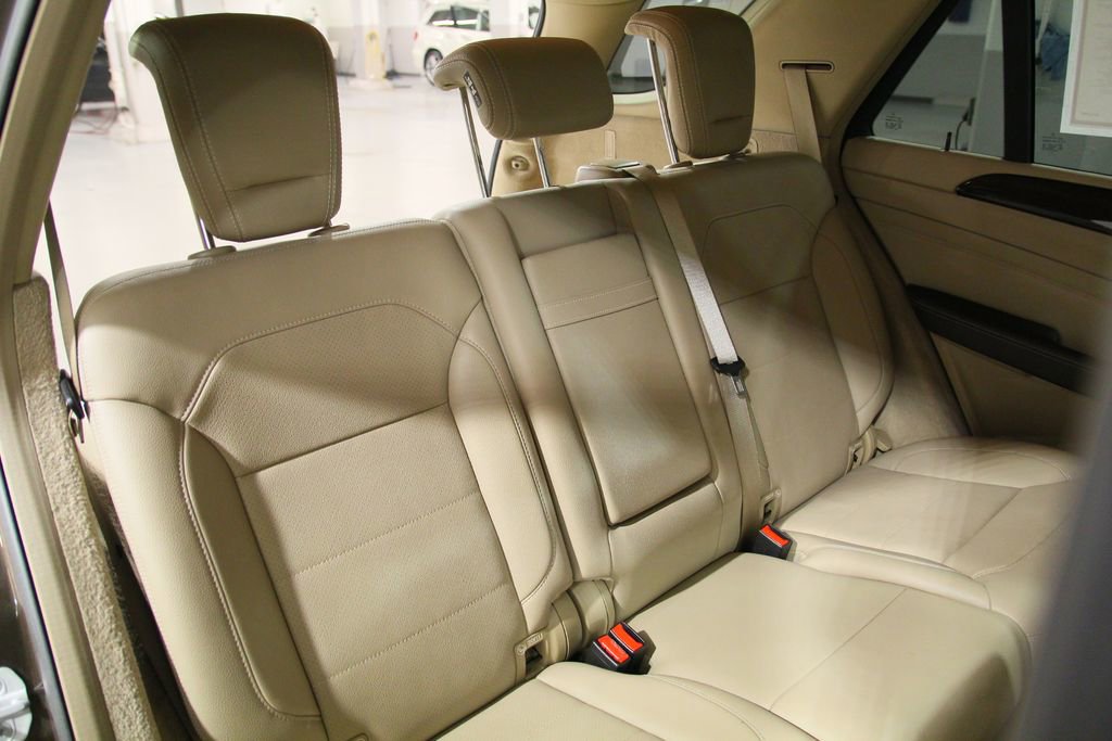 Used 2014 Mercedes-Benz ML 350 BlueTEC 4MATIC image 25