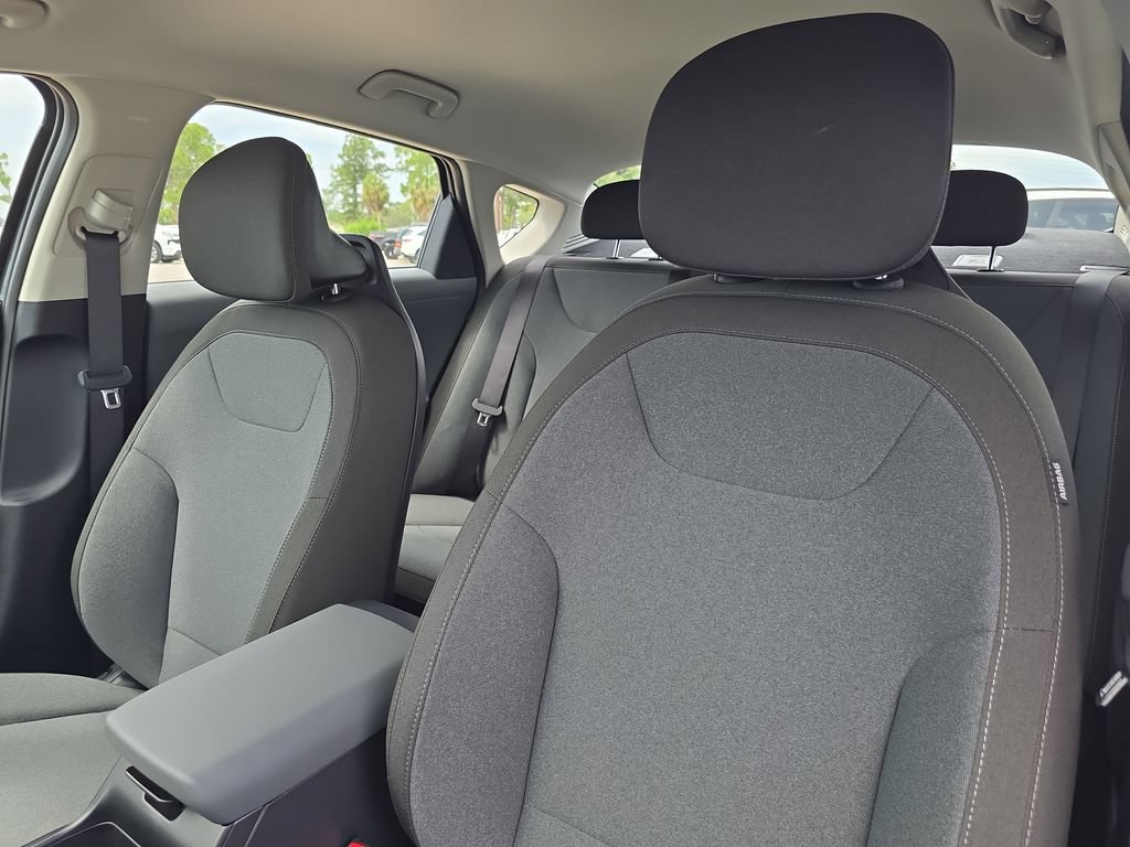 New 2026 Kia K4 FWD image 21