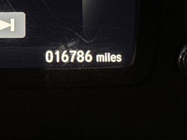 Used 2023 Honda Odyssey Elite image 6