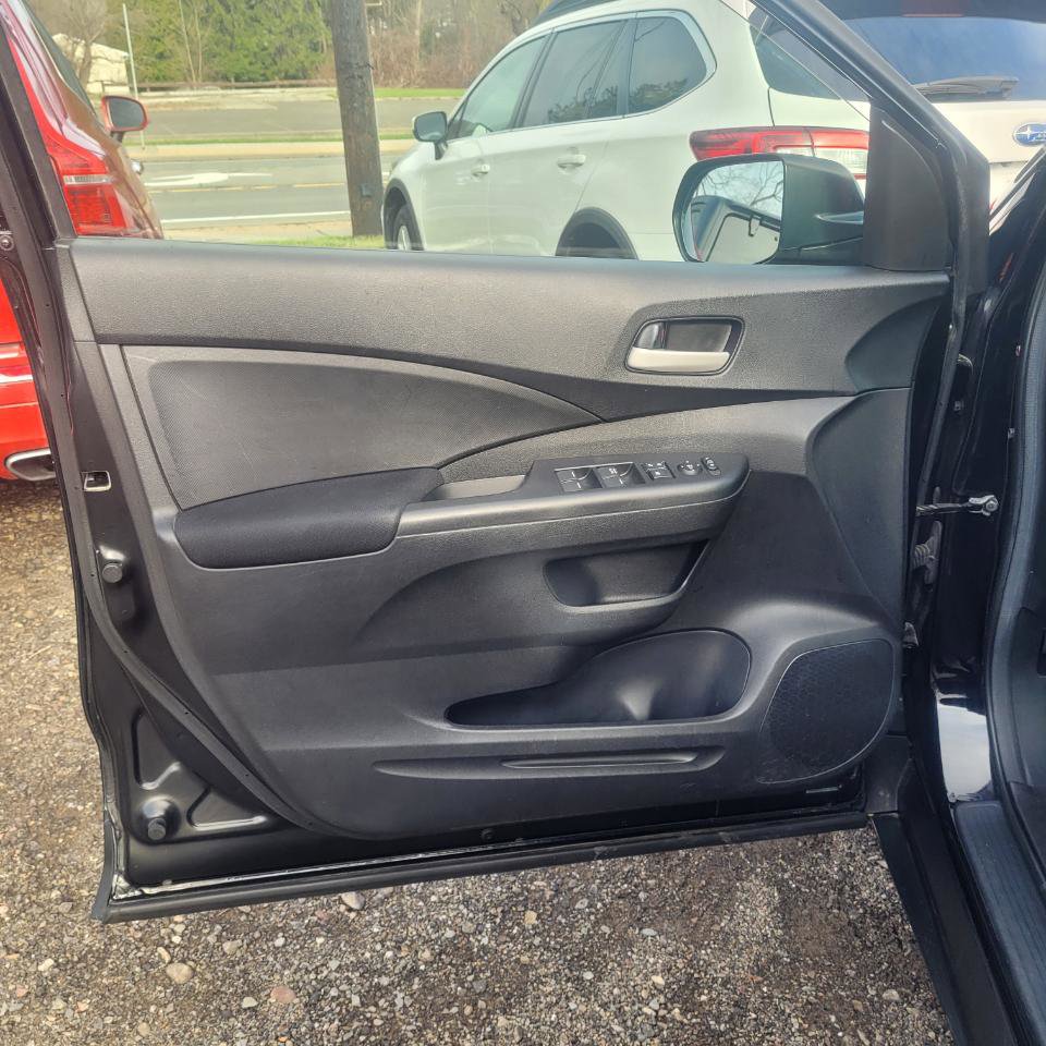 Used 2013 Honda CR-V LX image 16