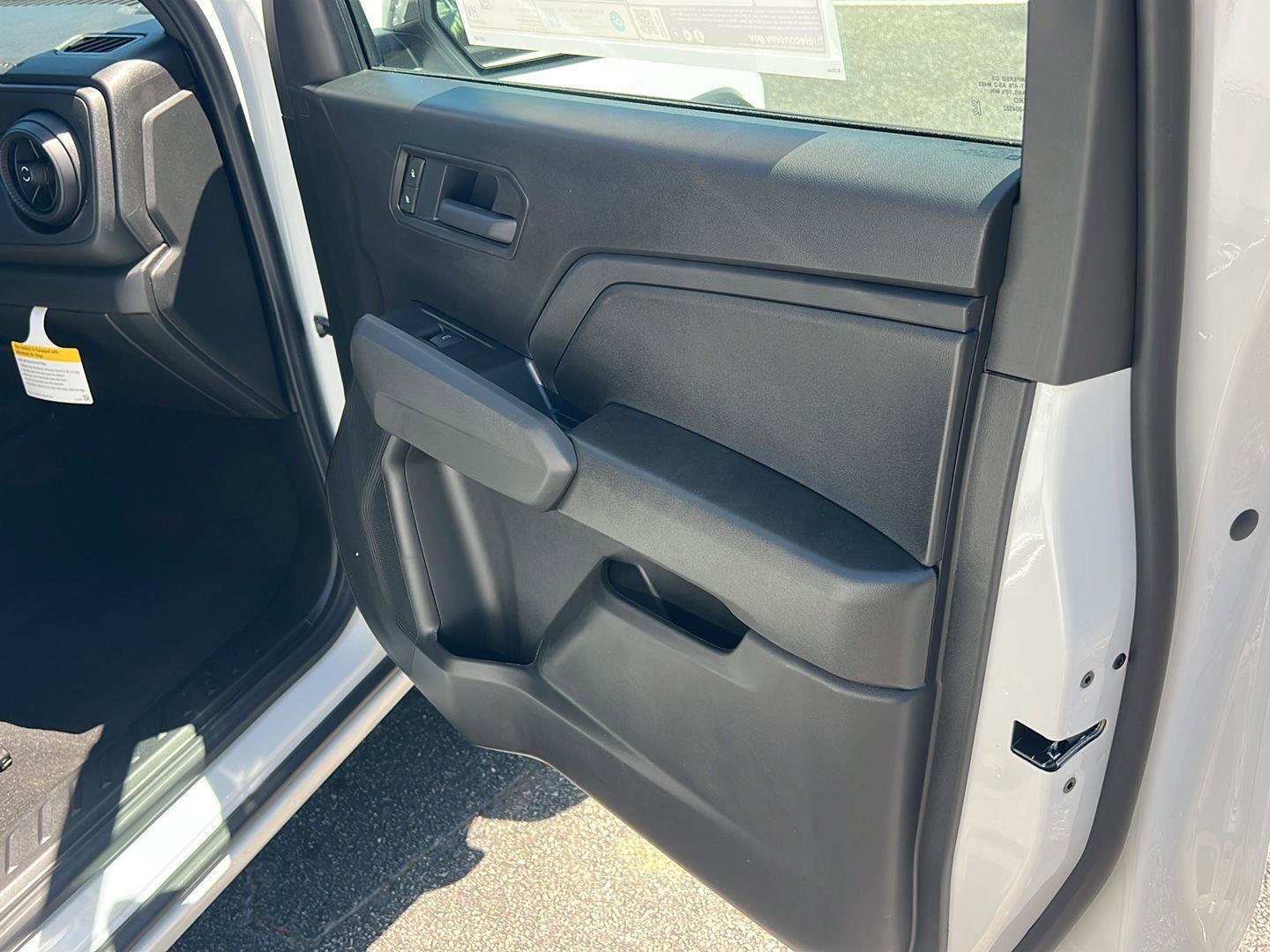 New 2026 Chevrolet Colorado Trail Boss AWD/4WD image 14