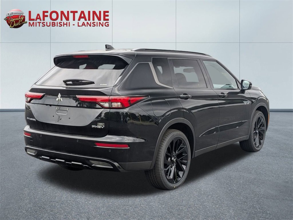 New 2025 Mitsubishi Outlander SEL Black Edition image 5