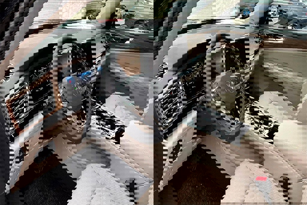 New 2026 Volkswagen Atlas SE image 14