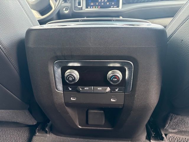 Used 2021 GMC Yukon Denali w/ Advanced Technology Package image 20