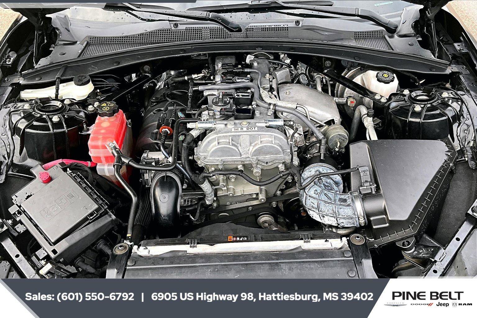 Used 2023 Chevrolet Camaro LT image 9