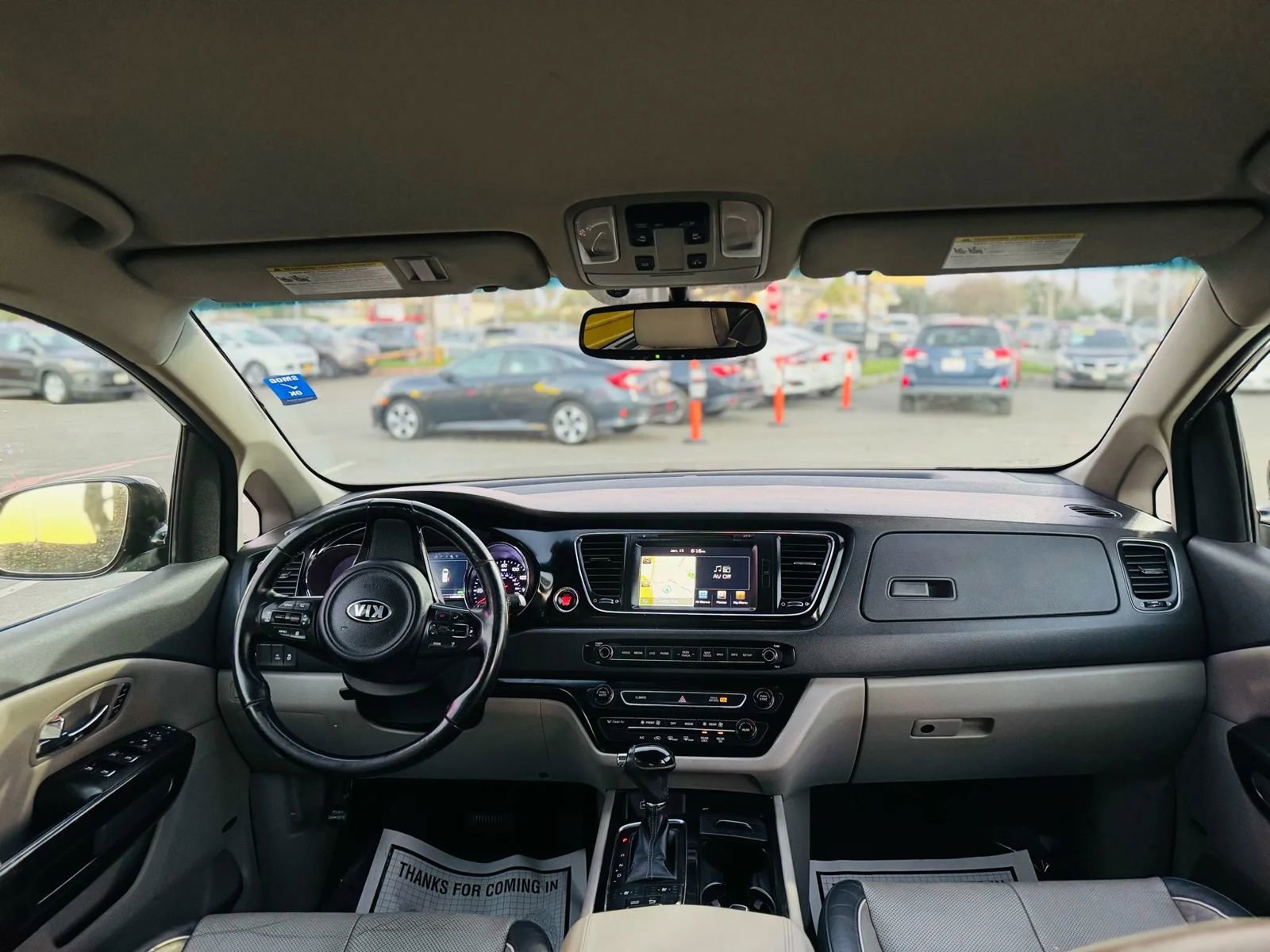 Used 2016 Kia Sedona SX image 18