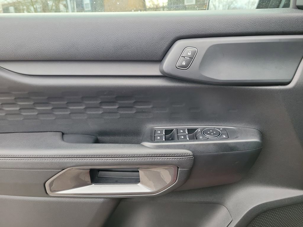 New 2025 Ford Ranger XLT w/ Equipment Group 301A High image 18