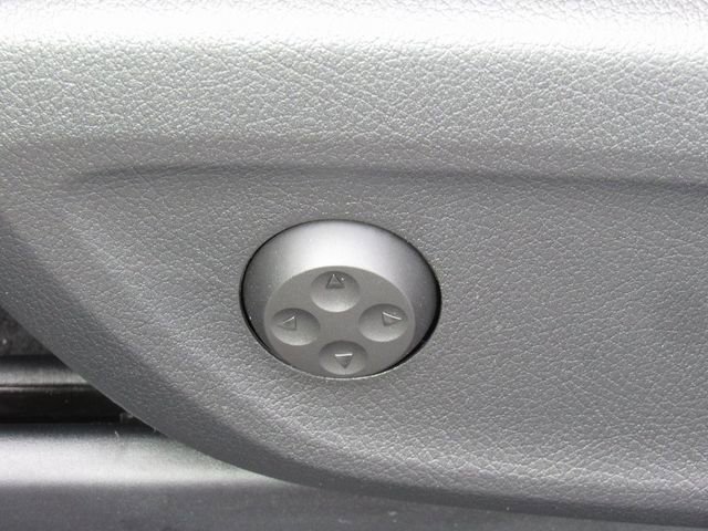 New 2025 Mercedes-Benz GLE 450 4MATIC image 12