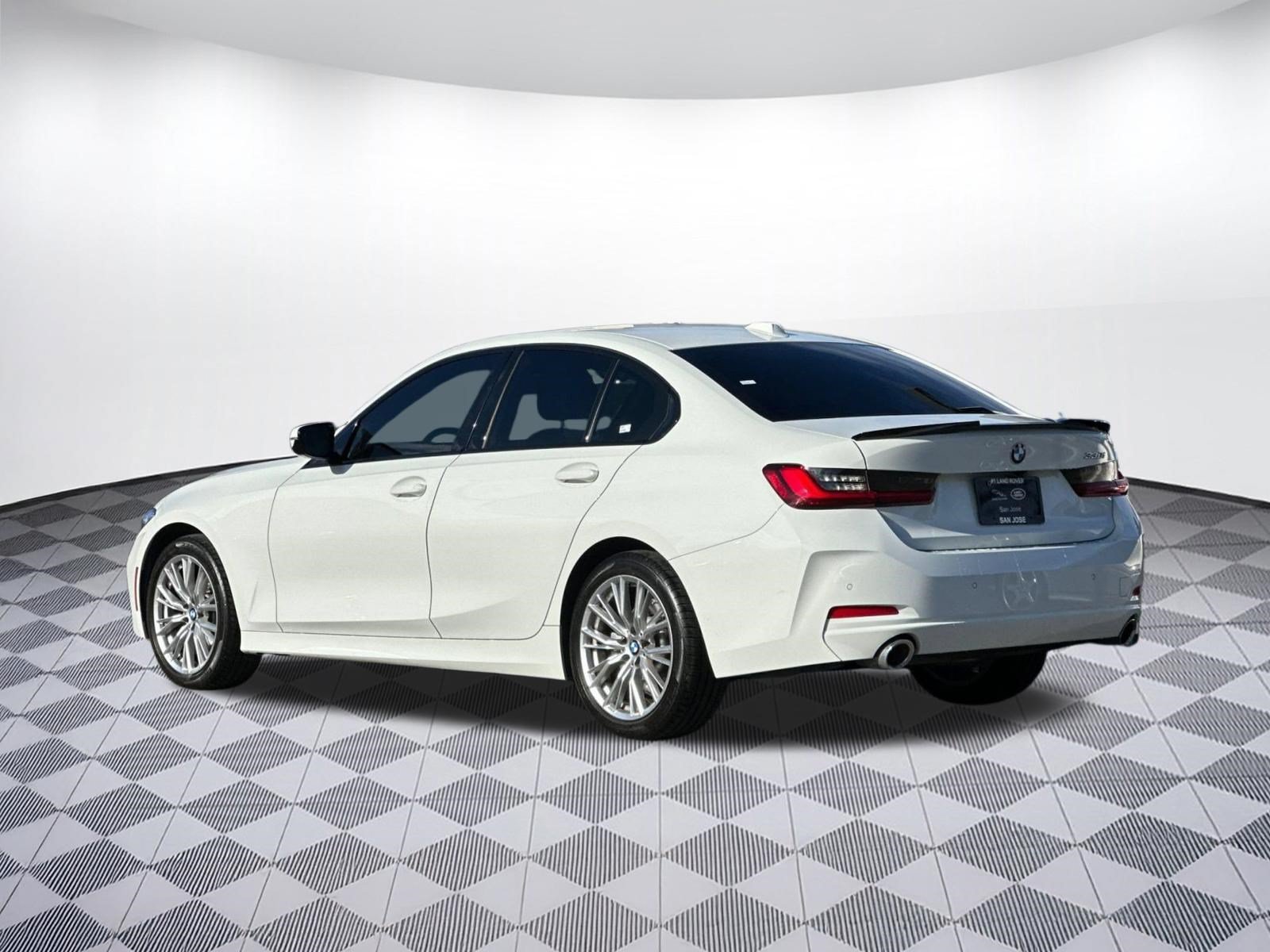 Used 2023 BMW 330i Sedan w/ Premium Package RWD image 3