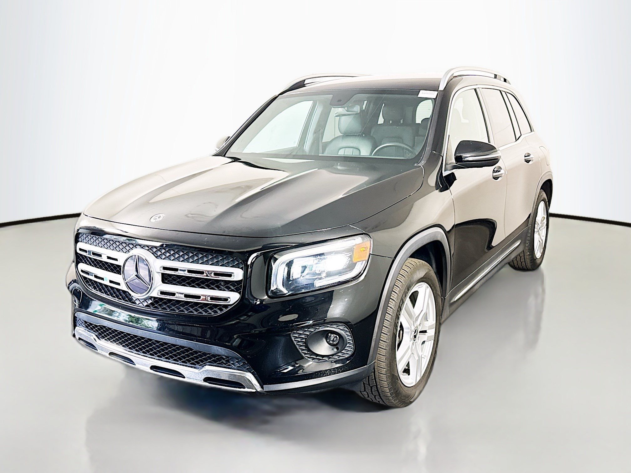 Used 2020 Mercedes-Benz GLB 250 image 4