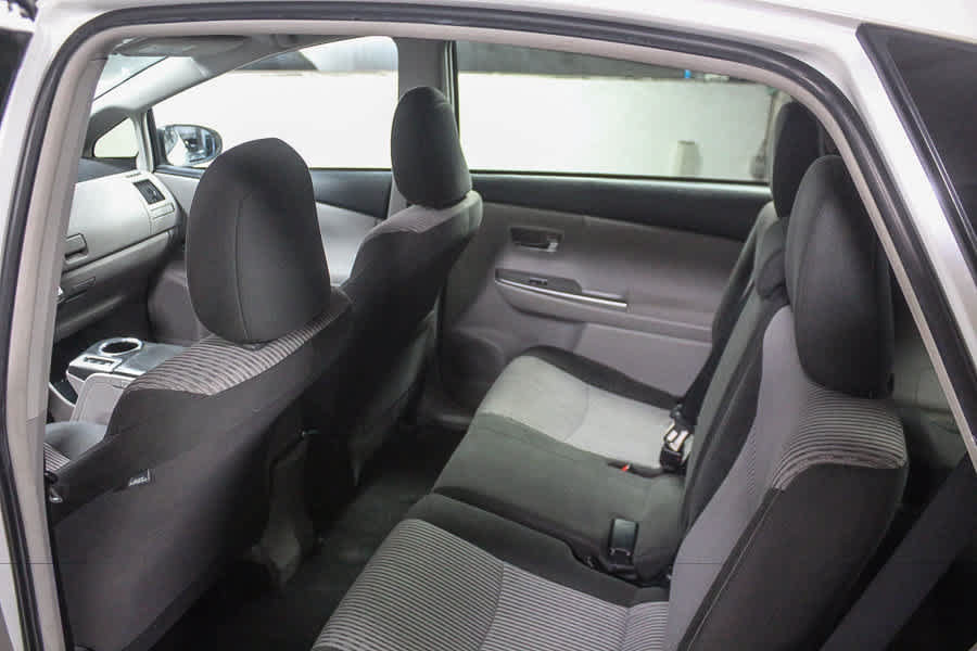 Used 2016 Toyota Prius V Two FWD image 19