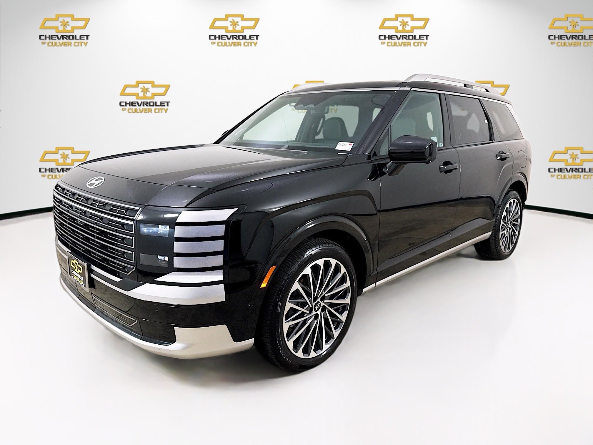 Used 2026 Hyundai Palisade Calligraphy AWD/4WD image 3
