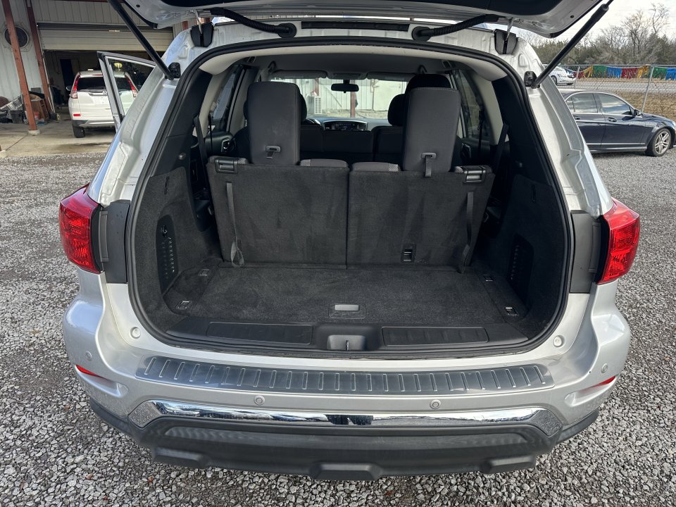 Used 2020 Nissan Pathfinder S image 20