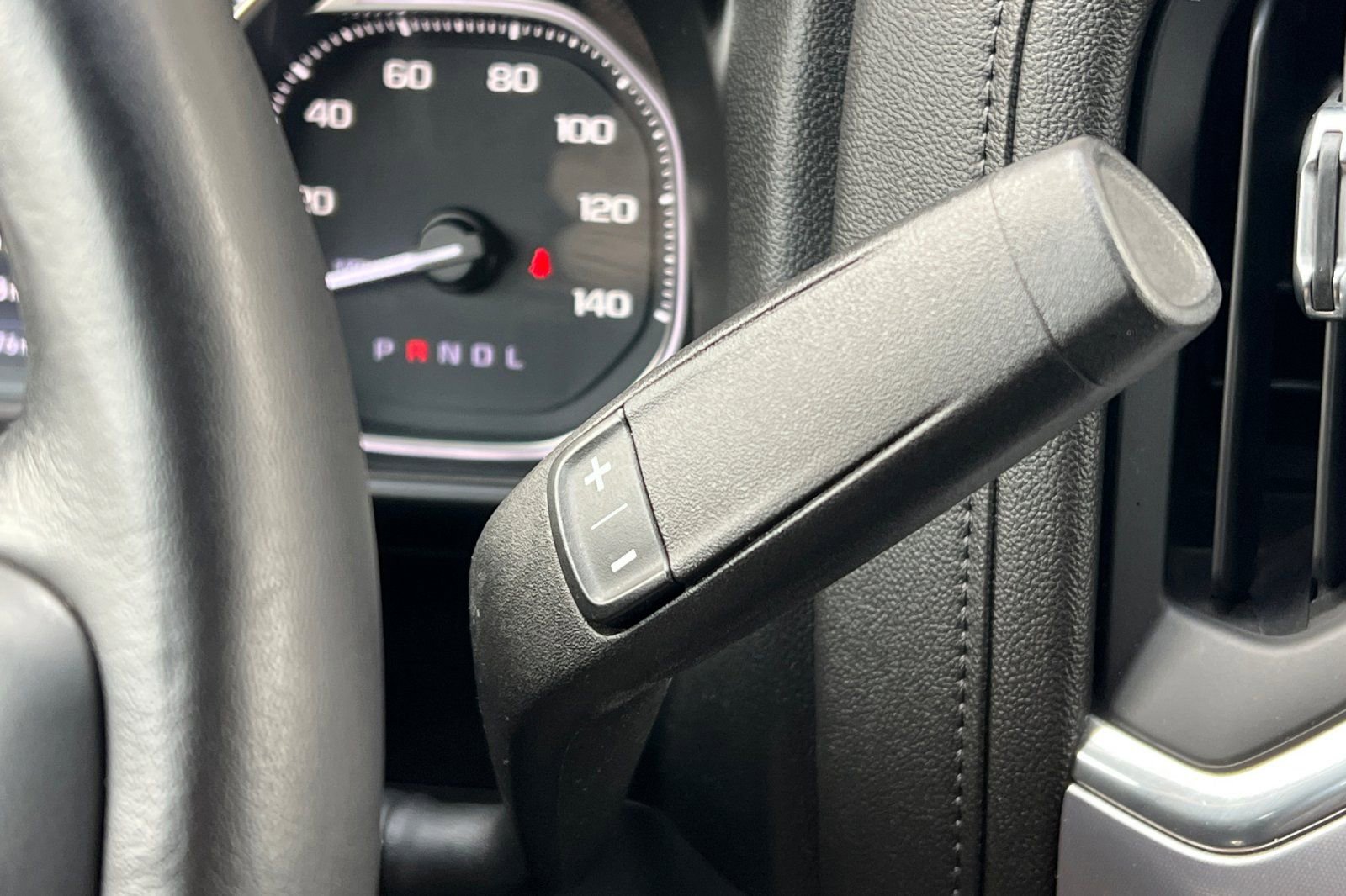 Used 2022 GMC Sierra 1500 SLE image 28