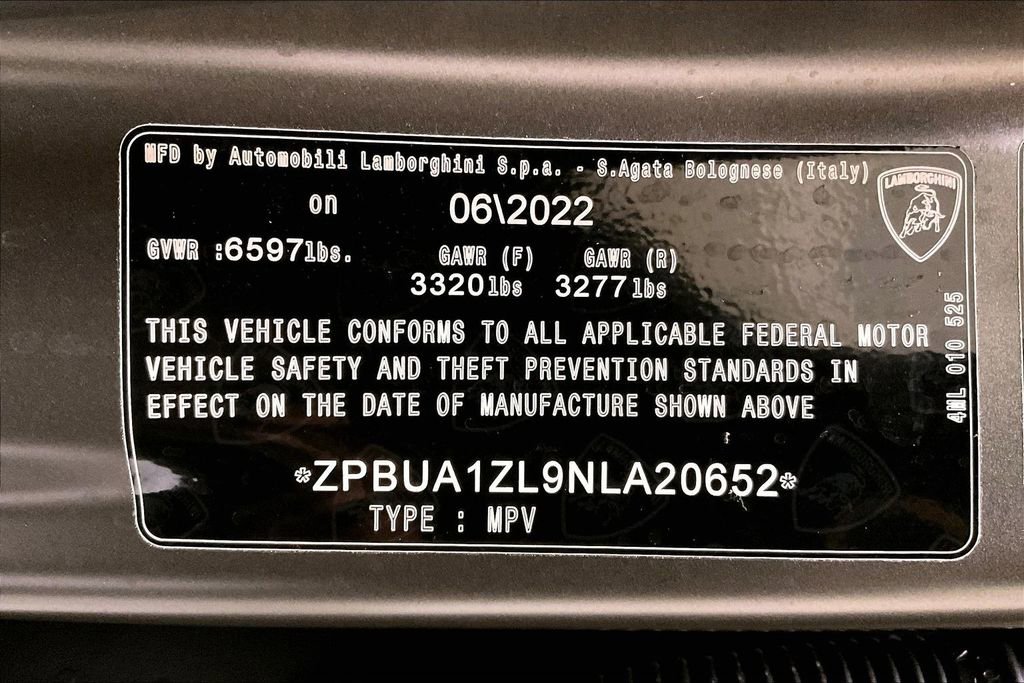 Used 2022 Lamborghini Urus image 35