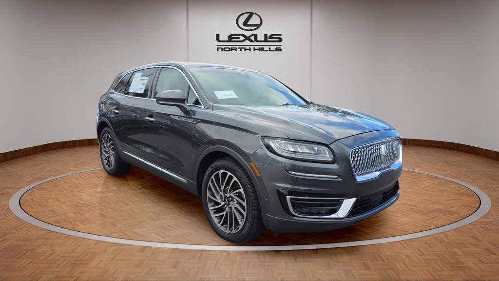 Used 2020 Lincoln Nautilus Reserve w/ Equipment Group 201A image 3