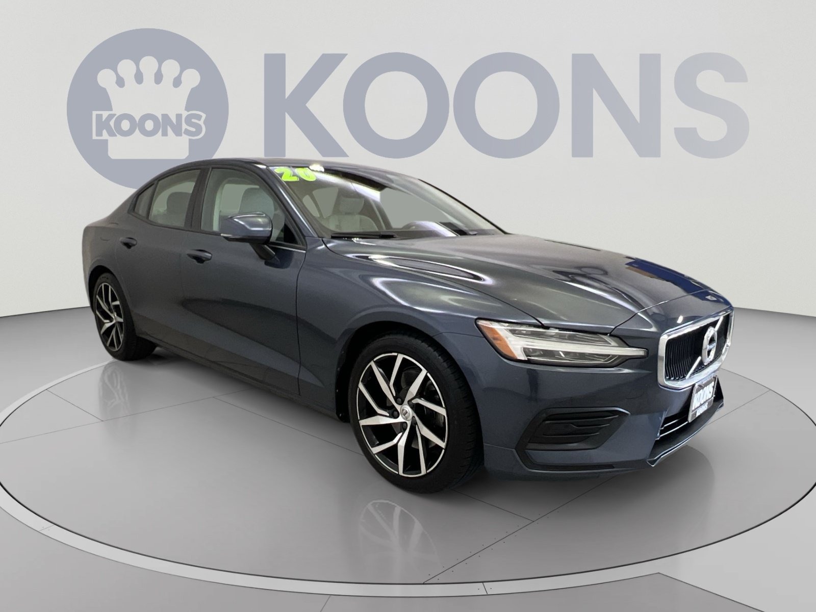 Used 2020 Volvo S60 T5 Momentum FWD image 2