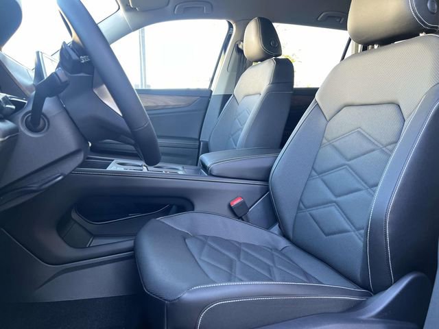 New 2026 Volkswagen Atlas SE FWD image 11