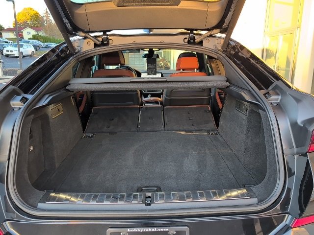 Certified 2023 BMW X6 xDrive40i w/ Executive Package image 33