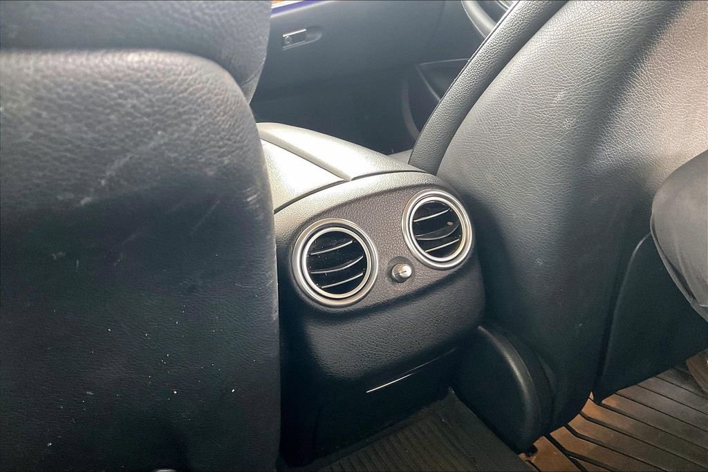 Used 2018 Mercedes-Benz E 300 image 25
