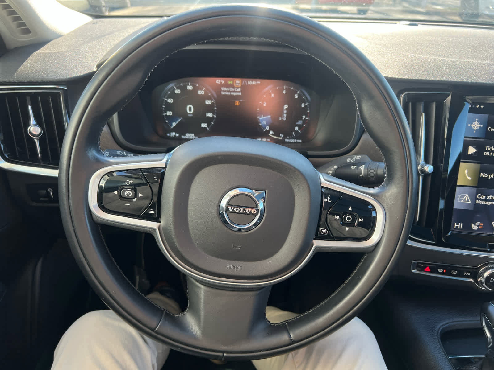 Used 2018 Volvo V90 T5 Cross Country w/ Convenience Package image 15